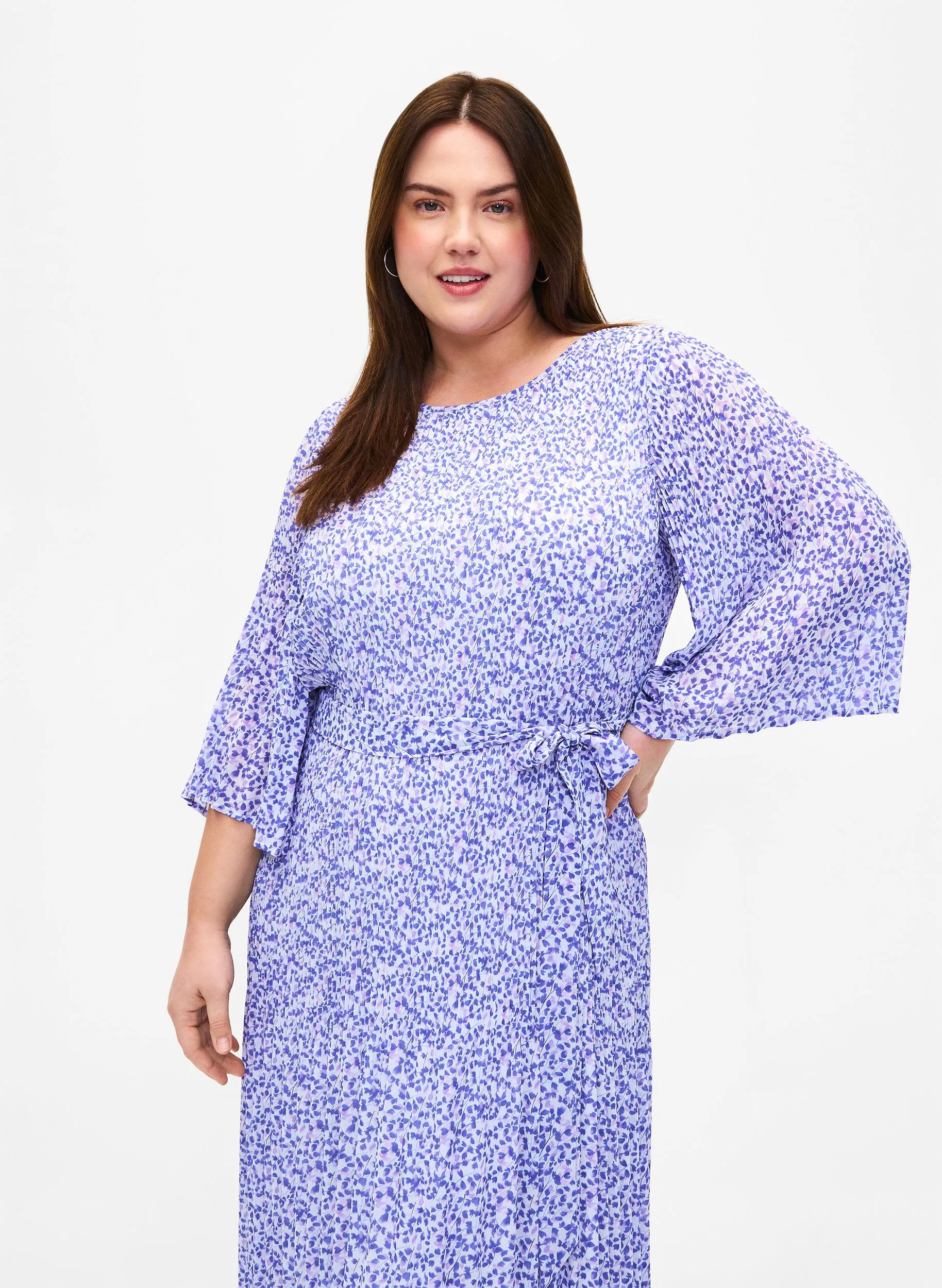 Zizzi Cathrine Floral Lavender Dress